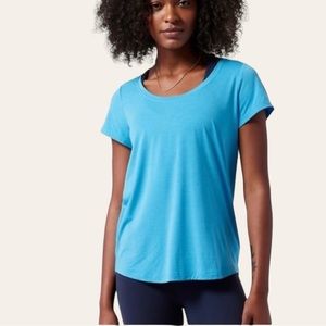 Athleta Stratus II Tee 💕